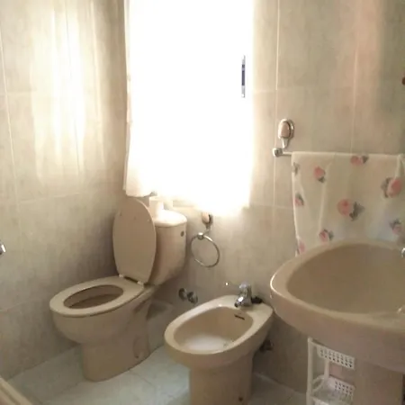 Apartamento Economico A 100m De La Playa Minima 4-5 Noches