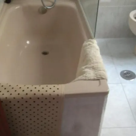 Apartamento Economico A 100m De La Playa Minima 4-5 Noches Apartment *
